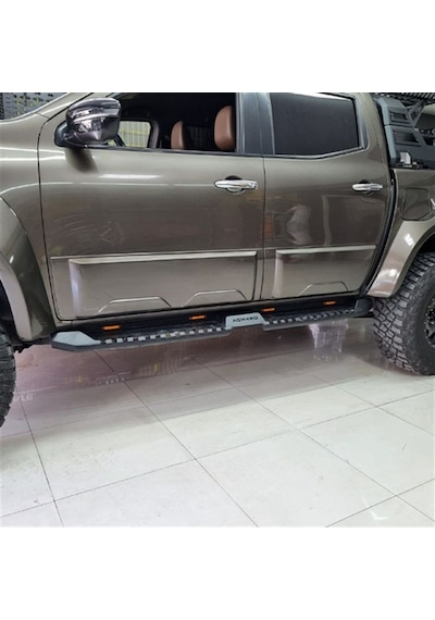 Mercedes X Class Yan Basamak (AQM-S32)