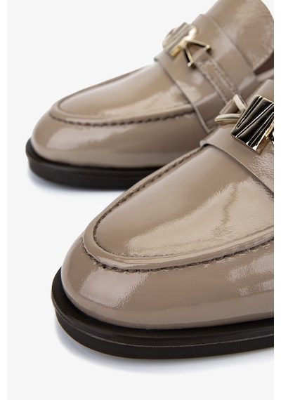 Valmenti Kadın Hakiki Deri Loafer Ayakkabı 33 15035 Bn Ayk Sk25-26 Vızon Kırısık Rugan VIZON Valmenti Kadın Hakiki Deri Loafer Ayakkabı 33 15035 Bn Ayk Sk25-26 Vızon Kırısık Rugan VIZON