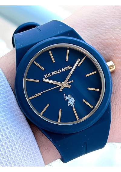 U.s.polo Assn Silikon Kordon 3 Atm Suya Dayanıklı Spor Erkek Kol Saati U.spa.1110.e04 Lacivert