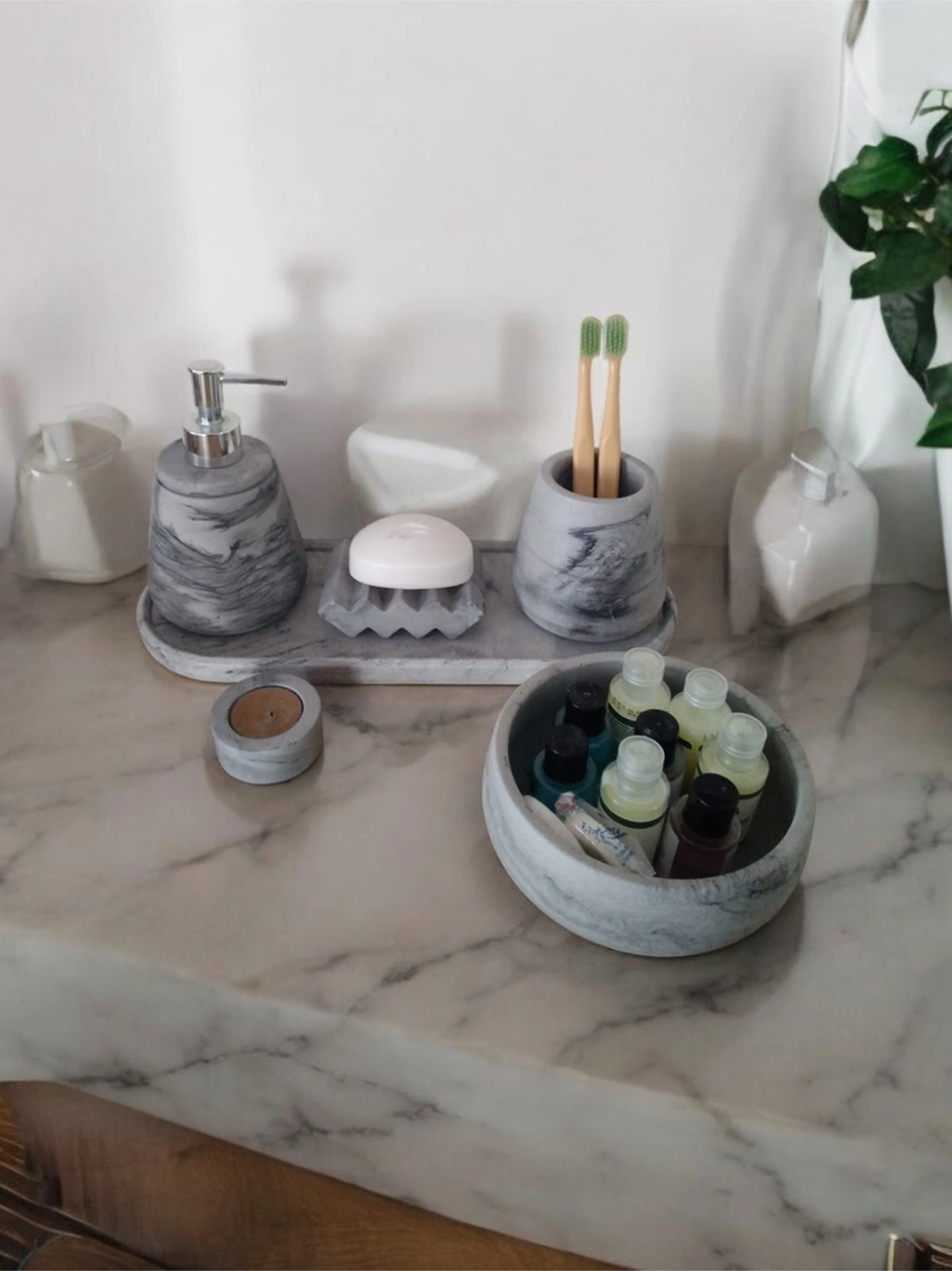 6'lı Antrasit Banyo Seti Sıvı Sabunluk Diş Fırçalığı,havluluk,tepsi,katı Sabunluk ,mumluk Antrasit
