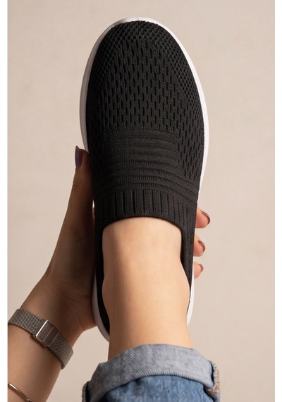 Cloudwalk Comfort Siyah Beyaz Rahat Günlük Yumuşak Tabanlı 4 Mevsim Trend Kadın Slip-on Sneaker ... Siyah - Beyaz