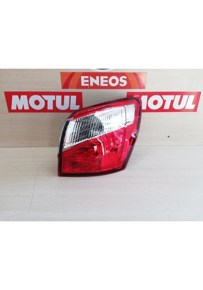 Nissan Qashqai 2010 - 2013 Sağ Dış Stop Lambası Ledli