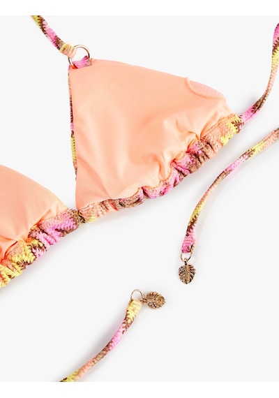 Koton Charm Detaylı Desenli Üçgen Bikini Üstü Pembe Çizgili 6sak10076mm