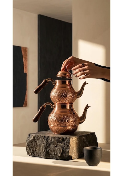 Aura Copper El İşlemeli Bakır Çaydanlık Seti 1 Mm Üst 850-950 Ml Alt 1850-1950 Ml 27 Cm