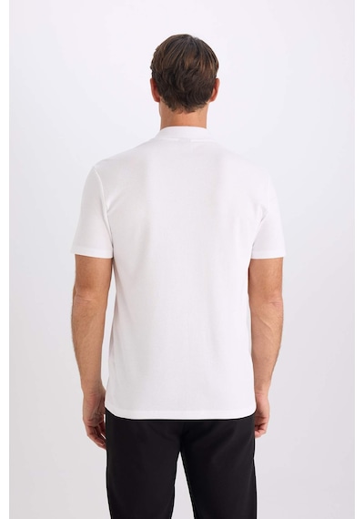DeFacto Slim Fit Dar Kesim Polo Yaka Kısa Kollu Pamuklu Modal Karışımlı Basic Düz Tişört M6609AZ24SPWT34 DeFacto Slim Fit Dar Kesim Polo Yaka Kısa Kollu Pamuklu Modal Karışımlı Basic Düz Tişört M6609AZ24SPWT34