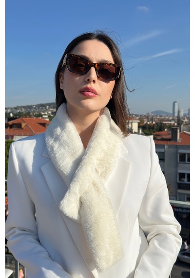 Mollycrush Kadın Beyaz Peluş Atkı Yumuşak Dokulu Premium Kışlık Beyaz