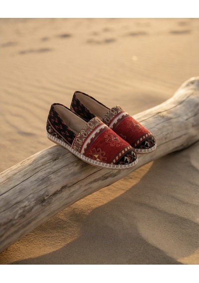 Futsishoes Magnolıa Kırmızı Kilim Desenli Hakiki Deri Kadın Etnik Desen Espadril Ayakkabı