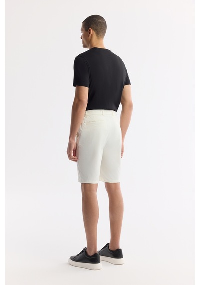 Avva Erkek Kırık Beyaz Beli Lastikli Bi-stretch Teknik Kumaş Relaxed Fit Şort A51y3712