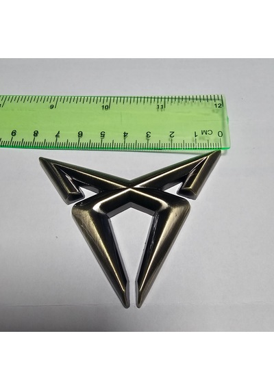 Yeni Cupra Logo Bronz Renk 8x6 Cm
