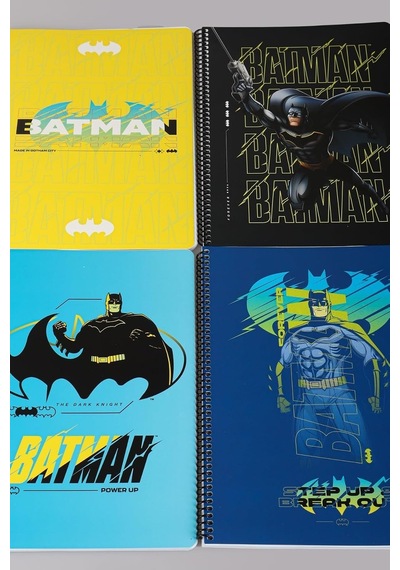 Lisanslı A4 80 Yaprak Çizgili Defter, Çok Renkli