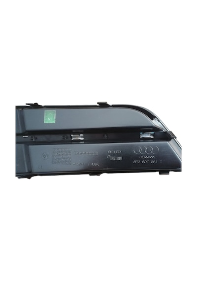 Audi A3 2009-2013 Sol Tampon Izgarası Sissiz Parlak 8P0807681T T9