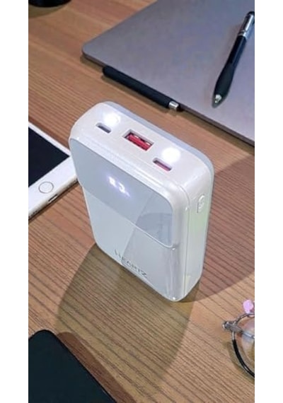 H28 10000 Mah Power Bank Pd 20w Ve Usb 22.5w Fast Hızlı Şarj Dahili Type C Ve Lightning Kablolu Dünya Standartlarına Uygun Polymer Batarya Birebir Amper Lcd Göstergeli Powerbank