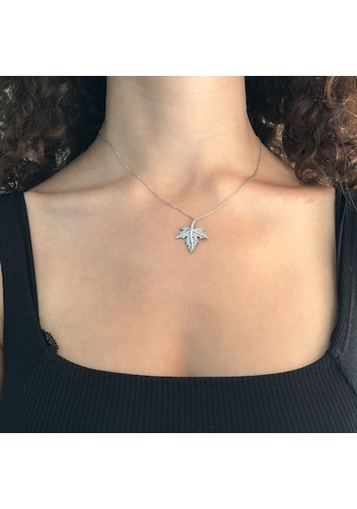 Ferizz Zirkon Taşlı Yaprak Şekilli Gümüş Kolye Gk-298