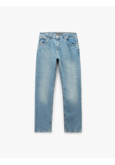 Koton Normal Bel Pamuklu Straight Fit Jean Pantolon - Mark Jean Açık İndigo 6wam40102nd Açık İndigo Koton Normal Bel Pamuklu Straight Fit Jean Pantolon - Mark Jean Açık İndigo 6wam40102nd Açık İndigo