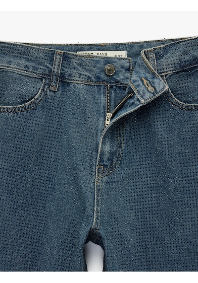 Koton Cepli Uzun Düz Paça Taşlı Jean Pantolon - Straight Fit Jean Orta İndigo 6sal40100md İndigo Koton Cepli Uzun Düz Paça Taşlı Jean Pantolon - Straight Fit Jean Orta İndigo 6sal40100md İndigo