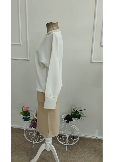 Butik İstanbul Kadın Uzun Kollu V Yakalı Modal Bluz Ve Yırtmaçlı Kısa Modal Etek Ikili Takım Beyaz