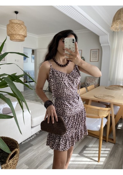 Kadın Askılı V Yaka Beli Pileli Leopar Desen Eteği Fırfırlı Süprem Elbise