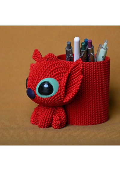 3d Baskı Knitted Kalemlik - Sevimli Karakterli Masaüstü Kalem Organizeri-kırmızı Çok Renkli
