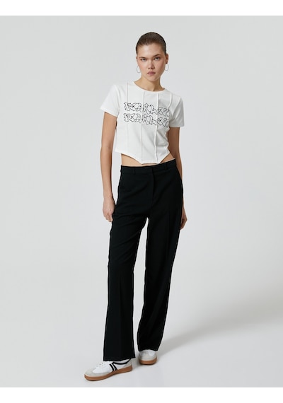Koton Crop Tişört Asimetrik Kesim Baskılı Kısa Kollu Bisiklet Yaka Pamuklu Ekru 4sal10138ık 4SAL10138IK010 Ekru Koton Crop Tişört Asimetrik Kesim Baskılı Kısa Kollu Bisiklet Yaka Pamuklu Ekru 4sal10138ık 4SAL10138IK010 Ekru
