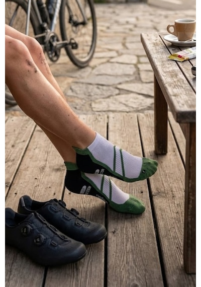 Socketta 2'li Siyah/fıstık Yeşili Üniseks Dikişsiz Esnek Hafif Anatomik Patik Bisiklet Çorabı - Premium Siyah-fıstık Yeşili Socketta 2'li Siyah/fıstık Yeşili Üniseks Dikişsiz Esnek Hafif Anatomik Patik Bisiklet Çorabı - Premium Siyah-fıstık Yeşili