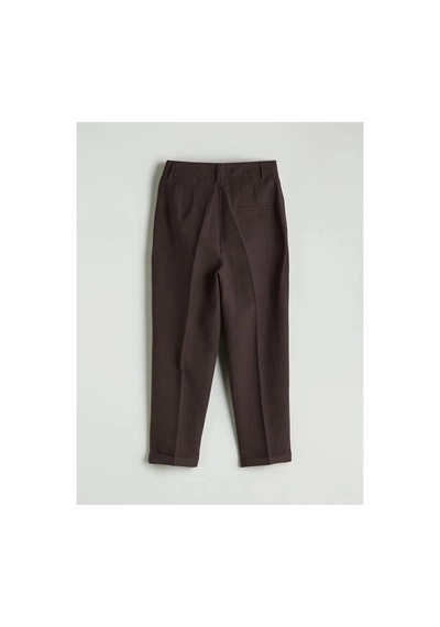 LC Waikiki Lcwaıkıkı Classic Kahverengi Loose Fit Cigarette Kadın Pantolon Dark Brown LC Waikiki Lcwaıkıkı Classic Kahverengi Loose Fit Cigarette Kadın Pantolon Dark Brown