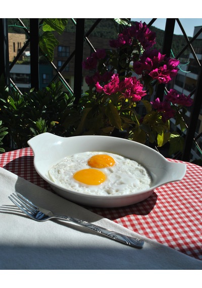 1 Adet Porselen Sahan Yumurta Sahanlığı Tatlı Tabağı 20 Cm