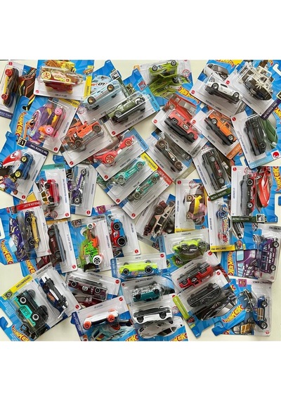 Hot Wheels 20'li Başlangıç Seti (20 Farklı Model Araba)