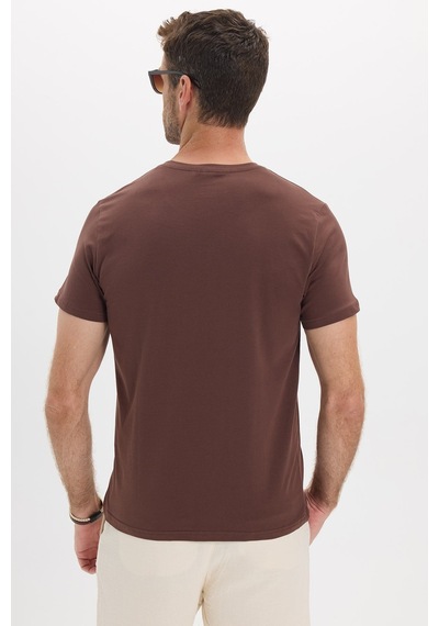 Tudors Erkek Slim Fit Dar Kesim Pamuklu Yumuşak Doku Esnek Kumaş Basic Kahverengi Bisiklet Yaka Tişört-52096 Tudors Erkek Slim Fit Dar Kesim Pamuklu Yumuşak Doku Esnek Kumaş Basic Kahverengi Bisiklet Yaka Tişört-52096