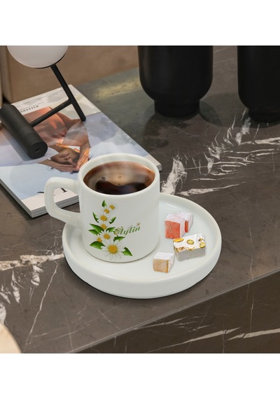 Kişiye Özel Papatya Tasarımlı Sunum Tabaklı Türk Kahvesi Fincanı Model 8