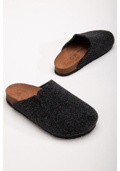 Polomia Comfort Kadın Mantar Taban Eva Konfor Moda Kışlık Önü Kapalı Keçe Model Sabo Outdoor Günlük Rahat Ev Terlik Siyah