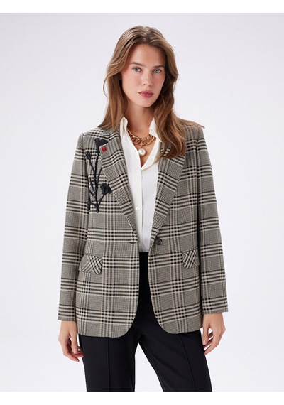 Faik Sönmez Yakası Aplike Detaylı Kazayağı Desen Blazer Ceket W27ckt015 Uw27ckt01534 Bej