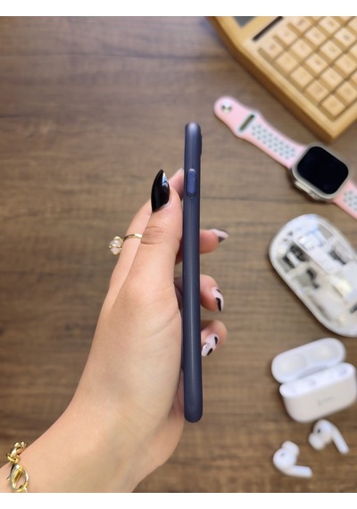 Apple iPhone 7 Uyumlu Süper İnce Mat Ultra Thin Silikon Kılıf Lacivert