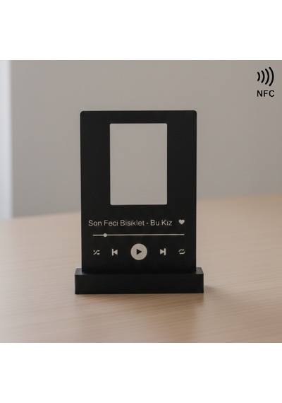 Nfc Akıllı Barkodlu "en Sevdiğimiz Şarkı" Tasarımlı 3d Baskı Masaüstü Biblo 14,2x10 Cm