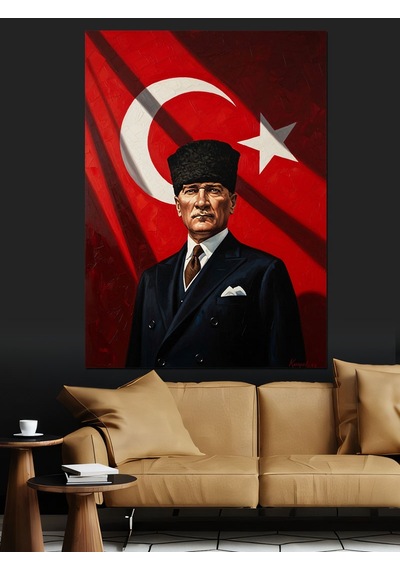 Ay Yıldızlı Bayrak Önünde Atatürk Dekoratif Kanvas - Mdf Ahşap Tablo
