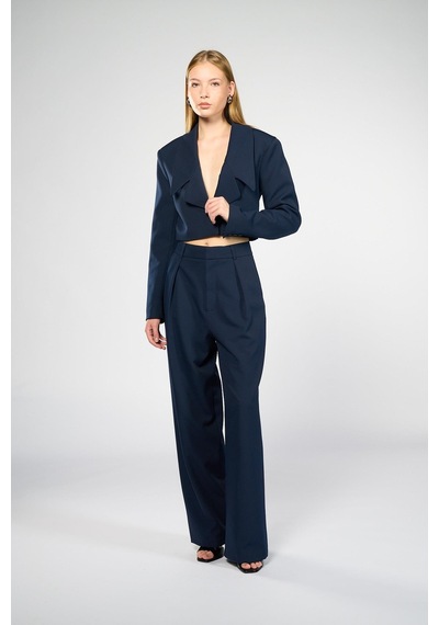 Kadın Lacivert Geniş Yaka Crop Blazer Lacivert