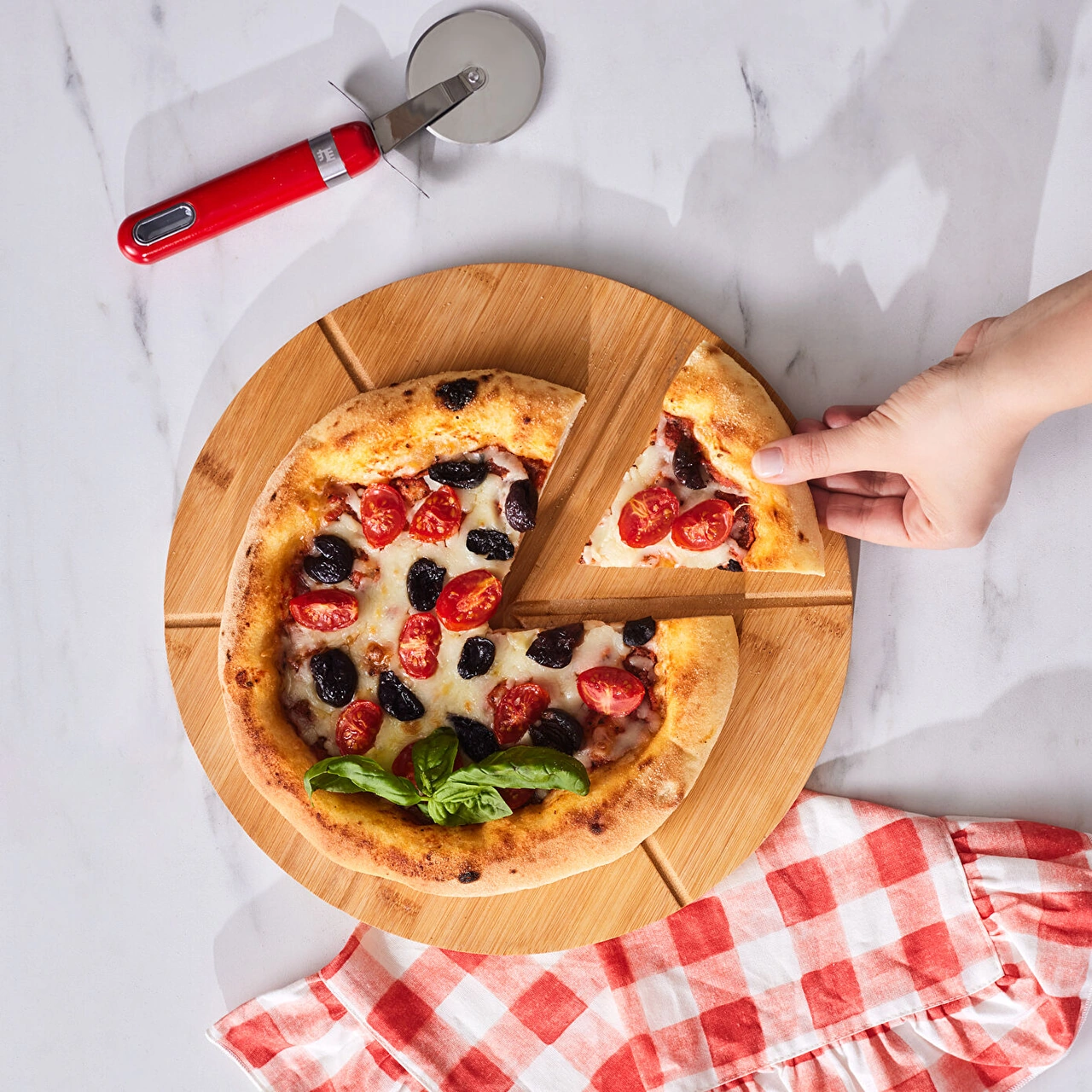 Karaca Bambu Lezza Pizza Kesme Tahtası Ve Sunumluk Kahverengi