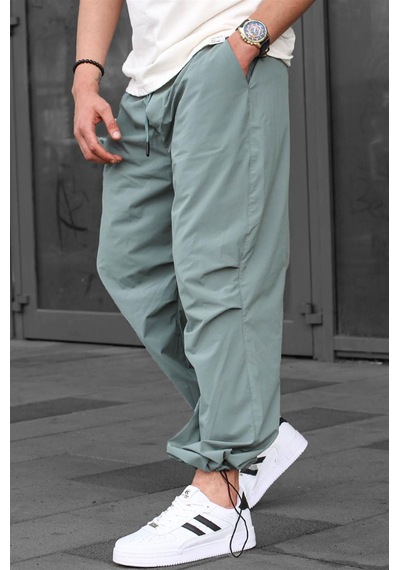 Madmext Mint Yeşili Regular Fit Erkek Paraşüt Pantolon 6504-mint Yeşili Mint
