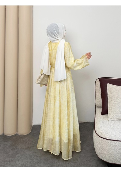 Mihran Butik Silk Model Kemerli Bilek Büzgü Desen Detaylı Kadın Elbise Sarı