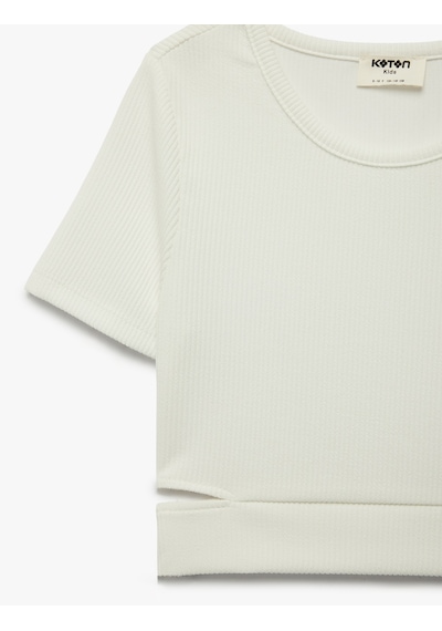 Koton Pencere Detaylı Kısa Kollu Bisiklet Yaka Crop Tişört Ekru 6skg10499ak