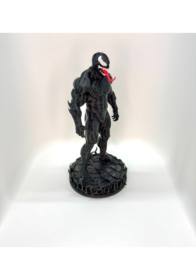 Venom Koleksiyon Figürü 18 Cm