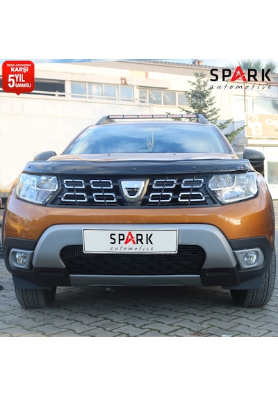 Dacia Duster 2018-2024 Yıl Aralığı Uyumlu Sis Farı Çerçevesi 2 Parça