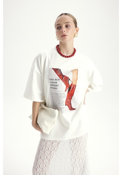 Mai Studios Co. Theory Oversize Beyaz T-shirt BEYAZ