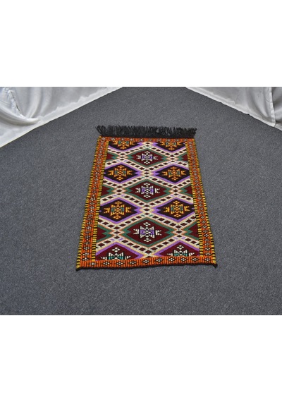 Zehra Abla Halı Yeni El Dokuma Nadir Çumra Yörük Yün Kilim 6300