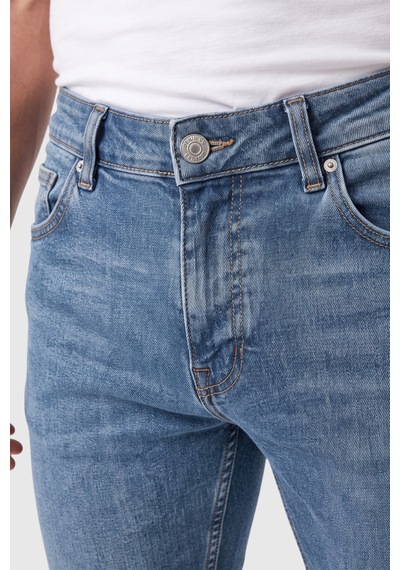 Rizzup Erkek Slim Fit %98 Pamuk Likralı Taşlanmış Mavi Jean Esnek Dar Paça Kot Pantolon 2608303 Rizzup Erkek Slim Fit %98 Pamuk Likralı Taşlanmış Mavi Jean Esnek Dar Paça Kot Pantolon 2608303