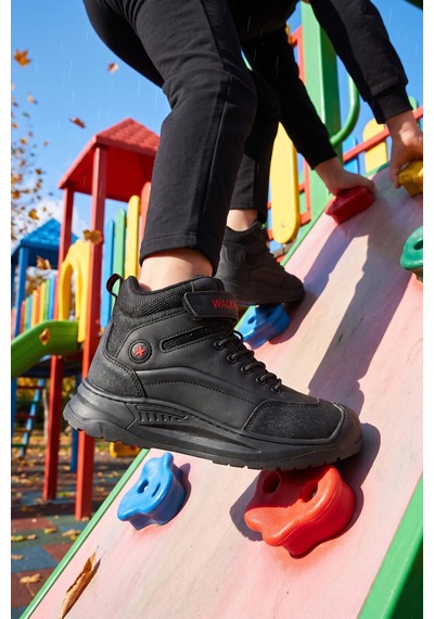 Walkway Siyah-kırmızı Cırt Bantlı Kauçuk Tabanlı Erkek Çocuk Sneaker Bot Surge 2037