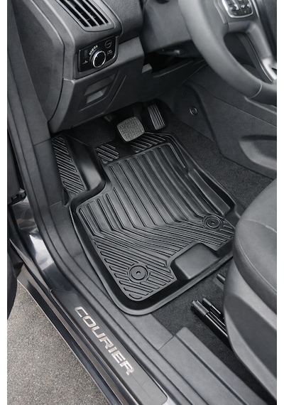 Ford Courier Panelan 2014-2023 3D Oto Paspas