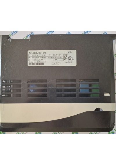 Emerson Control Techniques Skbd200110 1.1kw Sürücü 1.1kw 3 Faz 5.2a Sürücü