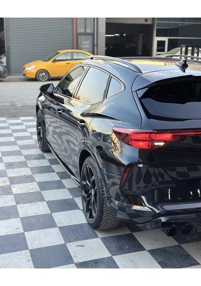 Cupra Formentor 2023... Yan Lip-----fibersan Tuning 0000