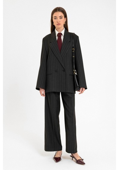 Antioch Kadın Çizgili Oversize Blazer Ceket Siyah