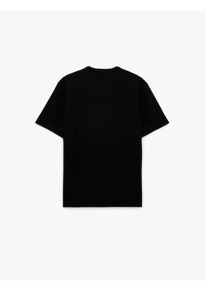 Koton Pamuklu Regular Fit Tok Kumaş Kısa Kollu Bisiklet Yaka Basic Tişört Siyah 6sam10384mk Koton Pamuklu Regular Fit Tok Kumaş Kısa Kollu Bisiklet Yaka Basic Tişört Siyah 6sam10384mk